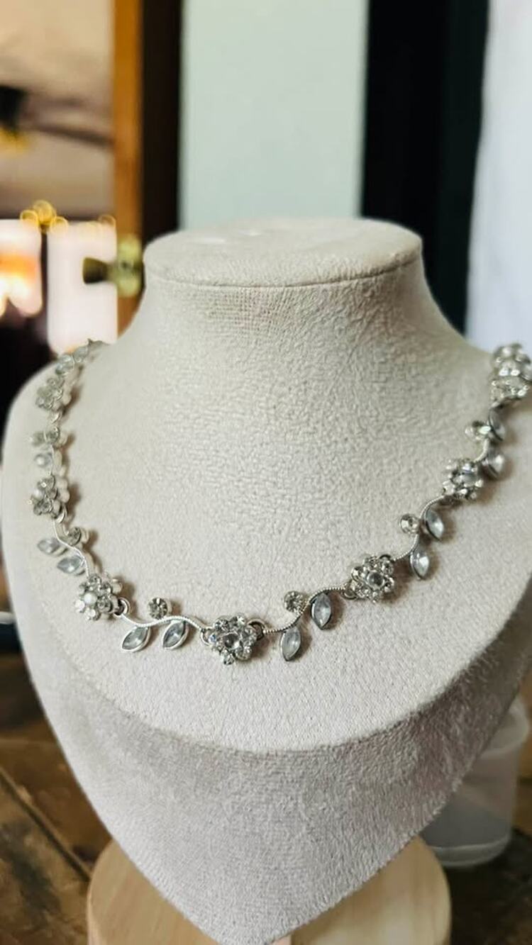 Silver-Tone Floral and Leaf Rhinestone 16” Necklace